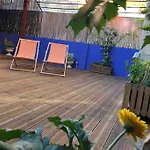 Charming Terrace Flat Center And Trendy Location