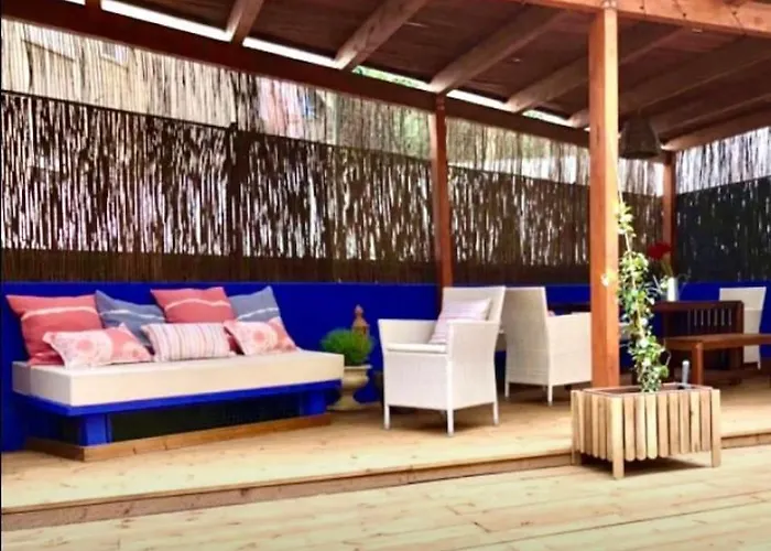 Charming Terrace Flat Center And Trendy Location
