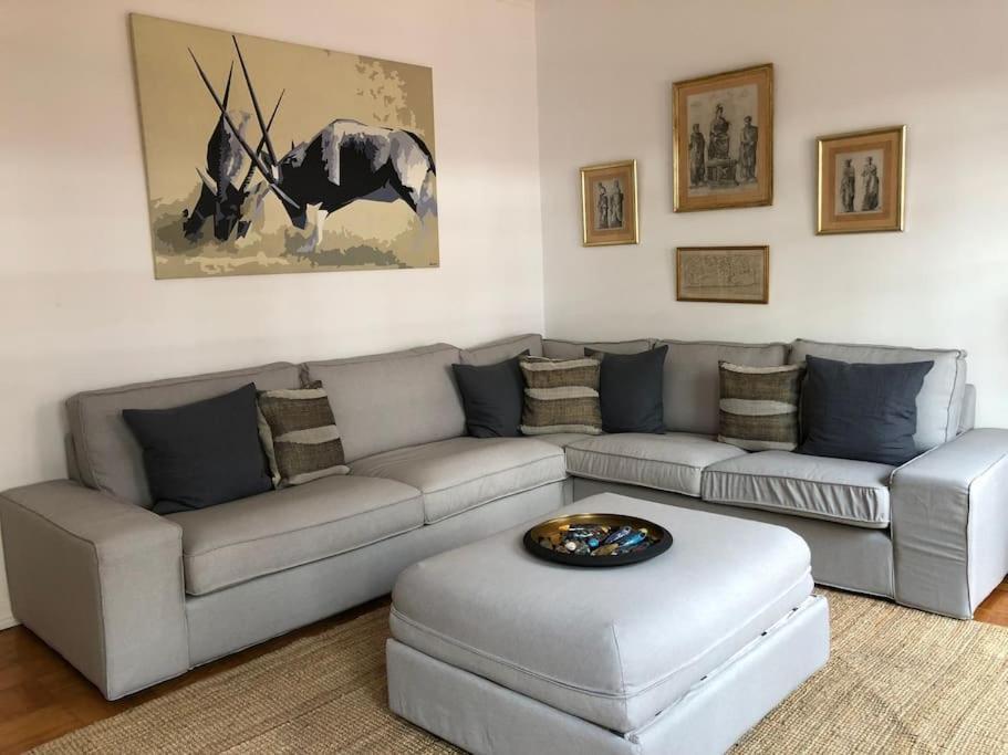 Apartment Charming Terrace Flat Center And Trendy Location