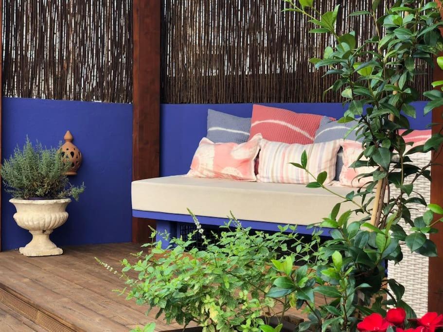Charming Terrace Flat Center And Trendy Location Lisbon